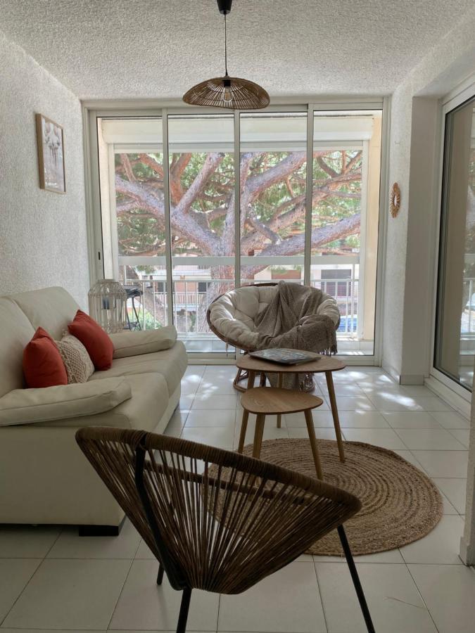 Superbe Appartement Cosy Vue Mer Pieds Dans L'Eau Cavalaire-sur-Mer Bagian luar foto