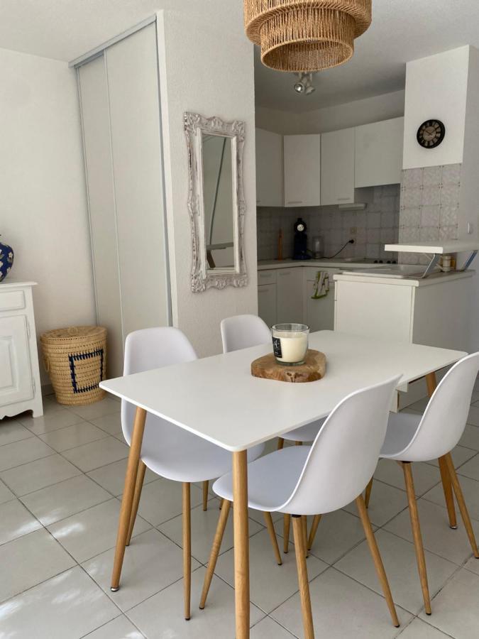 Superbe Appartement Cosy Vue Mer Pieds Dans L'Eau Cavalaire-sur-Mer Bagian luar foto