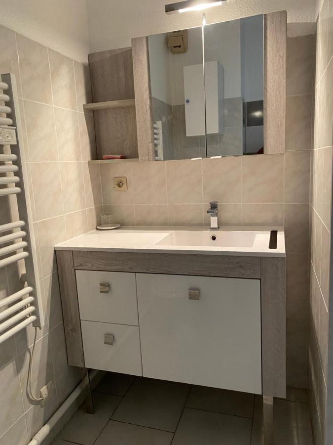 Superbe Appartement Cosy Vue Mer Pieds Dans L'Eau Cavalaire-sur-Mer Bagian luar foto